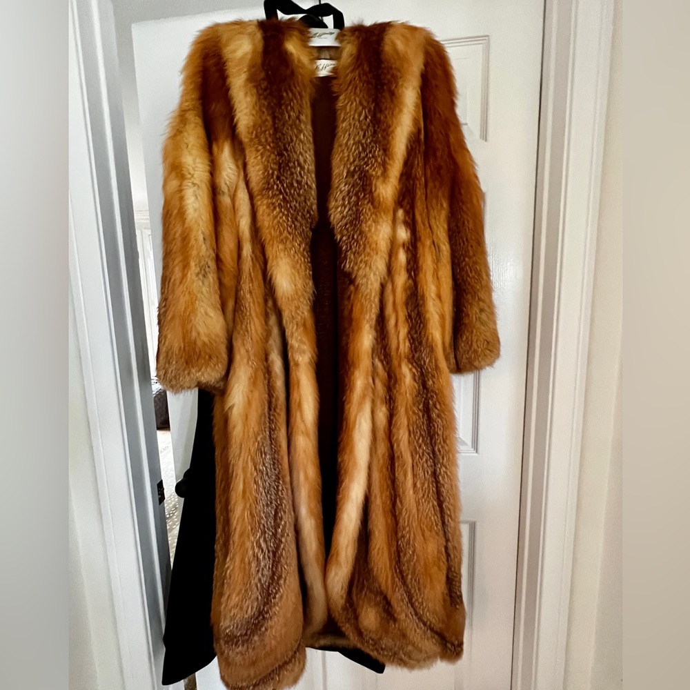 Full length fox fur coat purchase in Aspen CO. worn 1 time. - Picture 2 of 16